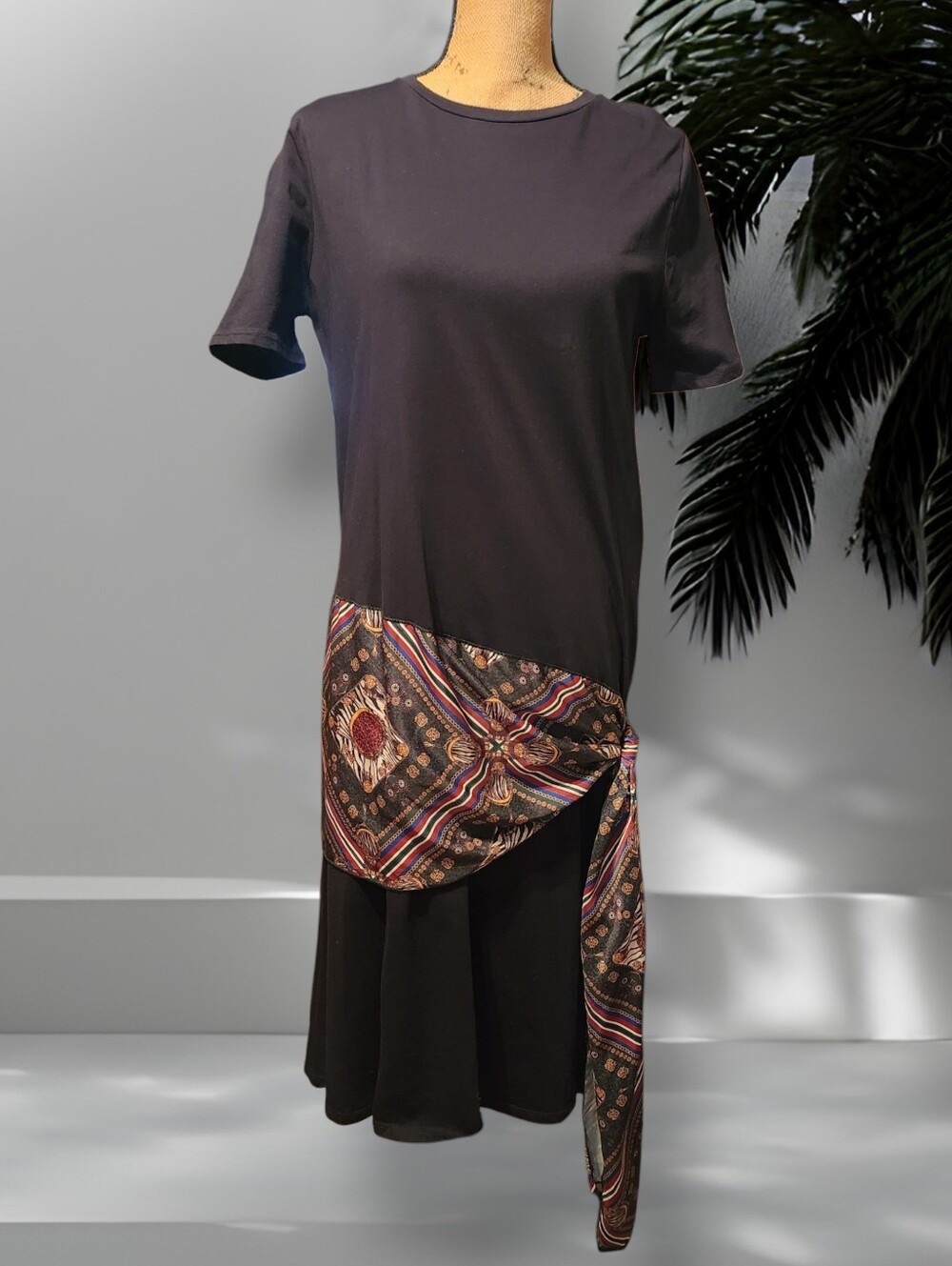 Zara T-shirt Dress with A Baroque Print Sash Tie. Size L. NWT - Picture 6 of 12